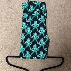 Lularoe TC  St. Patrick’s  Day leggings.